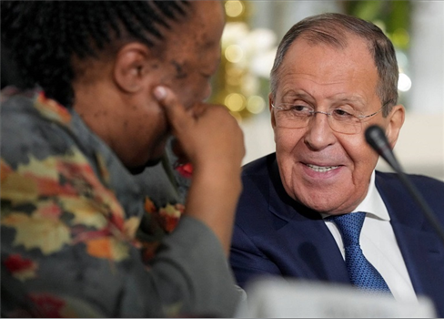 مجموعة بريكس تدعو إلى عالم متعدد الأقطاب ينهي الهيمنة الأمريكية