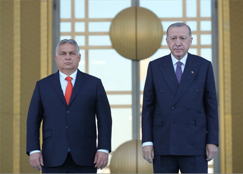 لماذا كان فيكتور أوربان 