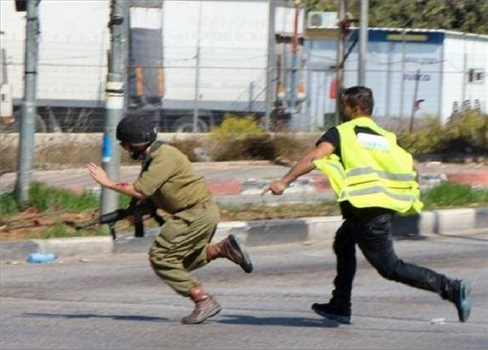 إصابات في هجوم فلسطيني جديد على قاعدة صهيونية