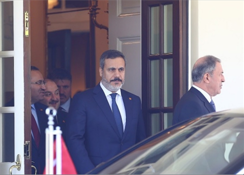 هاكان فيدان يقود الدبلوماسية في حكومة 