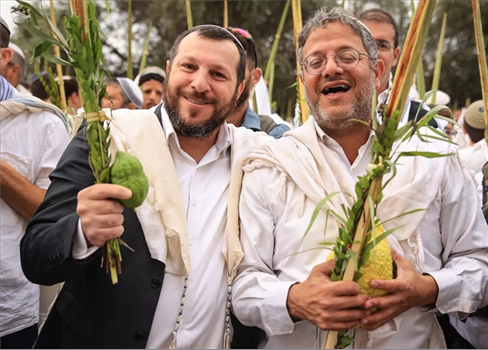 وزير صهيوني يطالب بإلقاء قنبلة نووية على غزة