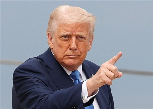 ترمب يعتزم إعلان الانتقال إلى المرحلة الثانية من خطة السلام في غزة