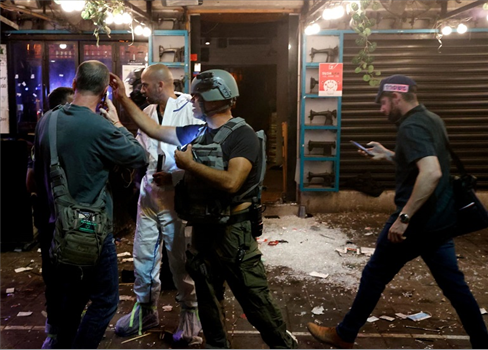 هأرتس: منفذ هجوم ديزنغوف طارده 4 جنود قبل نفاذ ذخيرته