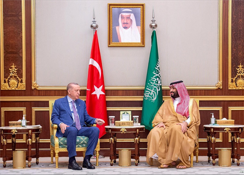 مشاورات سياسية تجريها تركيا مع السعودية والكويت