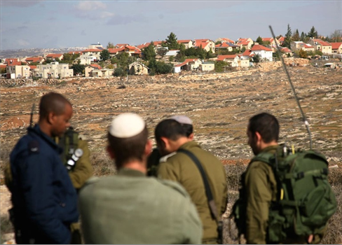 خطوات صهيونية لضم الضفة المحتلة وتفكيك المؤسسات الفلسطينية