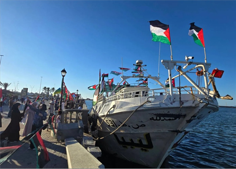 تونس تعتقل سبعة نشطاء من أسطول الصمود وسط احتجاجات حقوقية