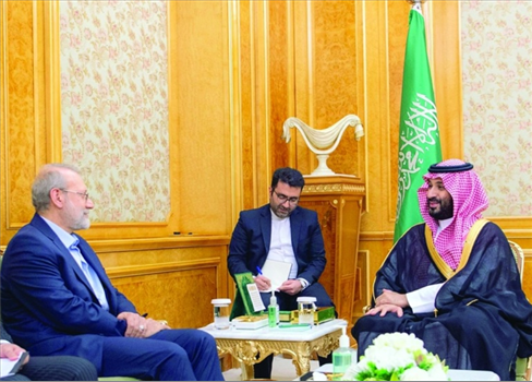 لاريجاني يتحدث عن تقدم في المحادثات الدفاعية بين طهران والرياض