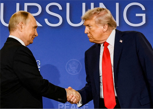 صفعة ترامب وبوتين تعيد تشكيل أوروبا