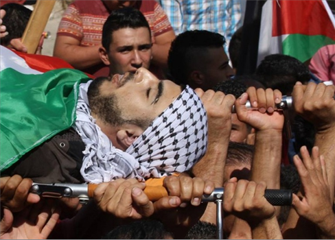 استشهاد فلسطينيين أحدهما طفل برصاص قوات الاحتلال في القدس