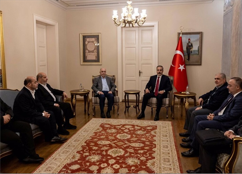 قيادة حماس تلتقي مسؤولين أتراك في الدوحة