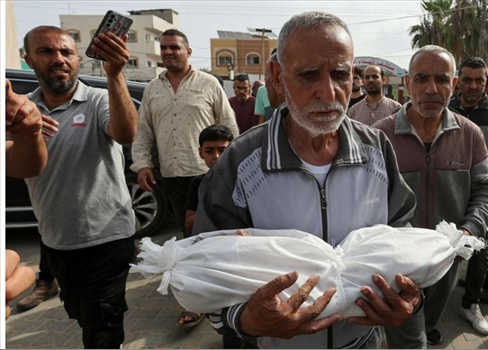 مجزرة حقيقية تنتظر أكثر من 100 ألف طفل في غزة بلا طعام