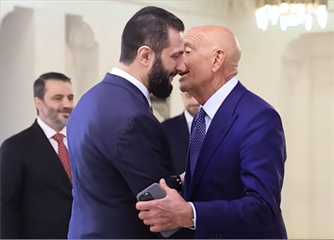 الشرع يستقبل وفداً أمريكياً من الكونغرس