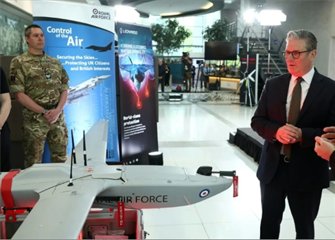 بريطانيا تمنع الجيش الصهيوني من المشاركة في معرض لندن للأسلحة