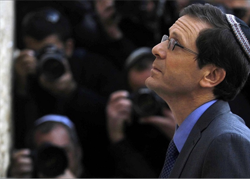 هرتسوغ يزور أذربيجان.. الدولة العبرية توسع نفوذها في محيطها الآسيوي