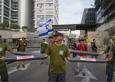 لماذا يرفض جنرالات الدولة العبرية التعديلات القضائية؟!