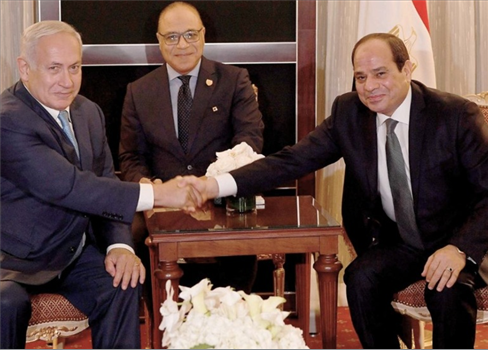 نتنياهو أفرغ جعبة الحاوي ويبحث عن حلول 