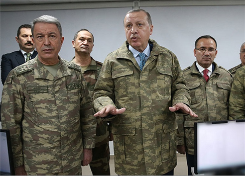 أردوغان يجري تغييرات في قيادة الجيش التركي