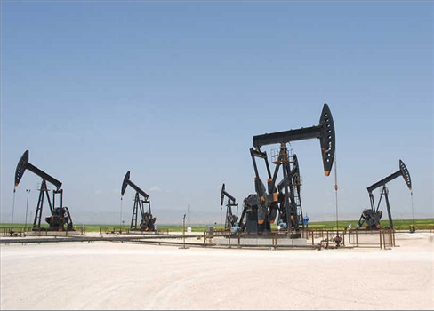 سوريا تبدأ في تصدر النفط الخام لأول مرة منذ 14 عاما