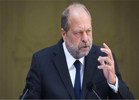 فرنسا تتذكر سلطة الأبوين.. وزير العدل الفرنسي يهدد بمعاقبة آباء وأمهات الأطفال المحتجين
