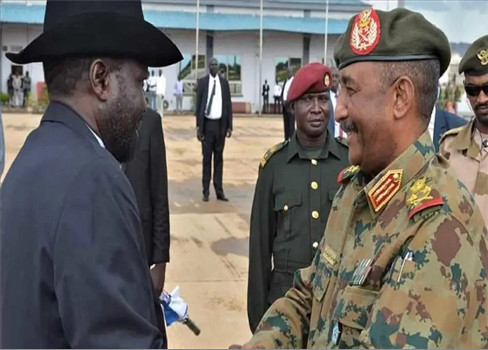 البرهان يصل جوبا لبحث أزمة السودان