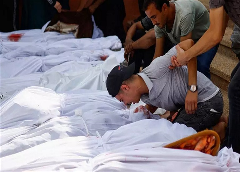 غارة جوية صهيونية تقتل 4 فلسطينيين في غزة