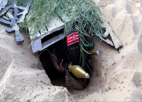 مسؤولون صهاينة: أنفاق حماس فريدة من نوعها وهي مدن تحت الأرض