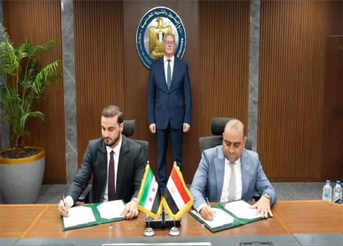 مصر توقع مذكرتي تفاهم لتوريد الغاز والبترول إلى سوريا 