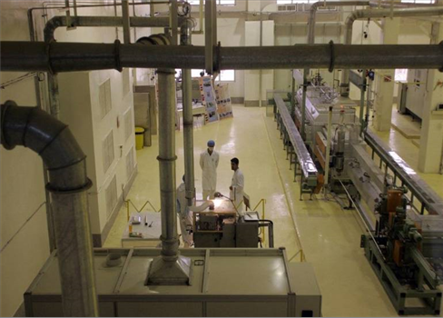 بيان بريطاني ألماني فرنسي بشأن يورانيوم إيران