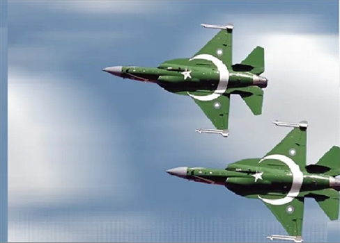 رويترز: السودان يقترب من إبرام صفقة أسلحة وطائرات مع باكستان