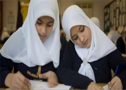 النمسا تدرس حظر ارتداء الحجاب في المدارس