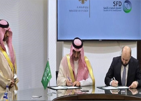 منحة سعودية بـ 1.6 مليون برميل نفط كمساعدات لسوريا