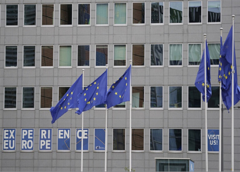 الاتحاد الأوروبي يوافق على مقترح يمهد لاستخدام الأصول الروسية في إقراض أوكرانيا