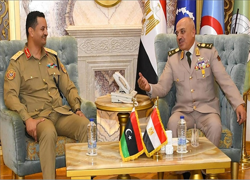 رئيس أركان الجيش المصري يبحث مع نجل حفتر التعاون العسكري والأمني