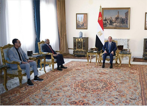 نواف سلام يزور مصر للمرة الأولى والسيسي في استقباله