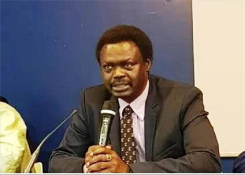 حاكم إقليم دارفور يدعو مواطنيه لحمل السلاح لحماية ممتلكاتهم