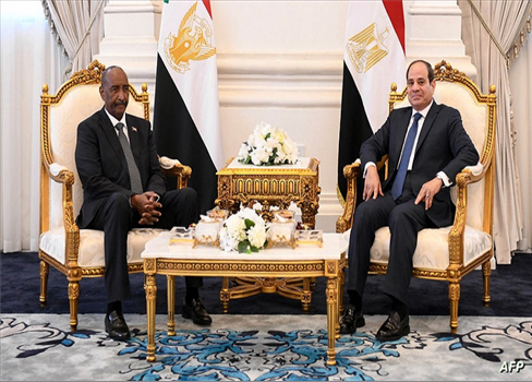 البرهان من مصر: لا نية لدينا للسيطرة على السلطة ونريد انتخابات حرة ونزيهة