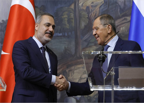 فيدان في موسكو لبحث استئناف صفقة الحبوب وزيارة أردوغان المرتقبة
